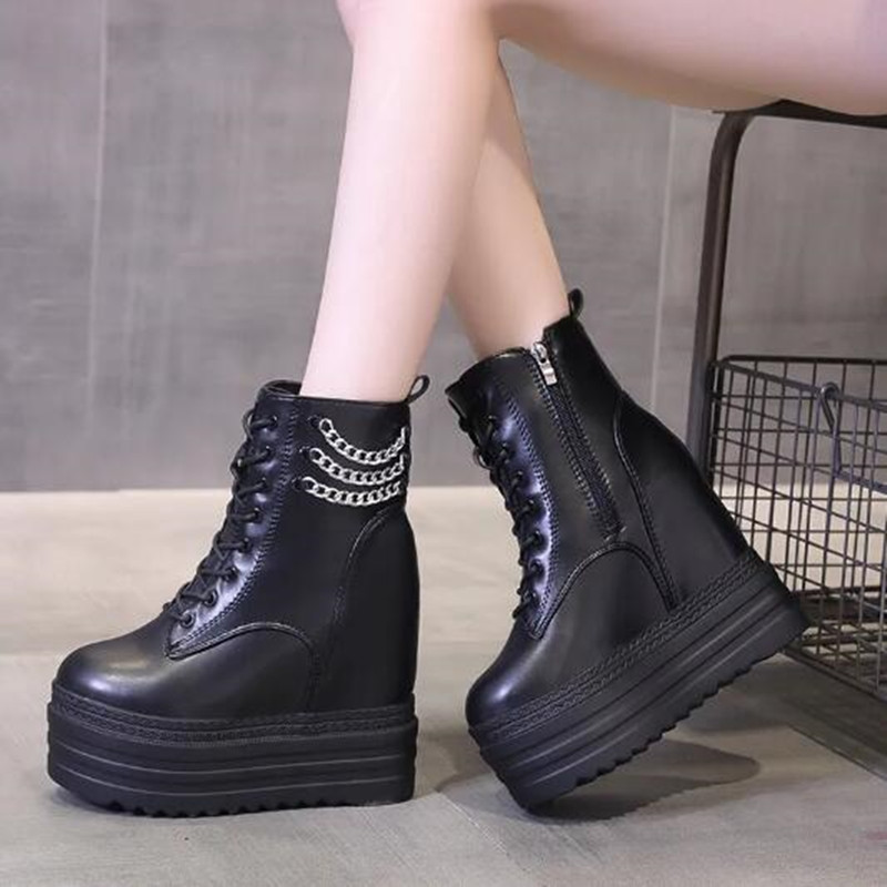 レディースアンクルブーツ レザー 厚底 バイクブーツ 女性用 - Motorcycle Chain のレビューと価格
